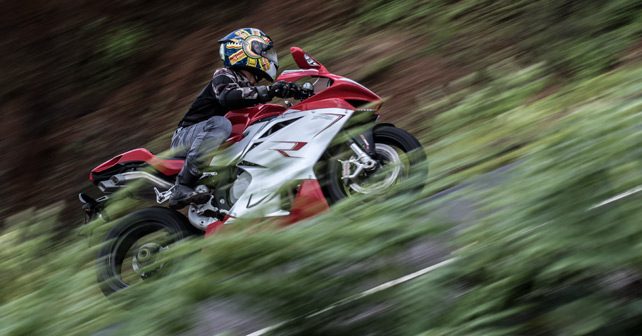 2016 MV Agusta F4R Action