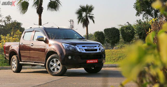 Isuzu D-Max V-Cross Front Three Quarter