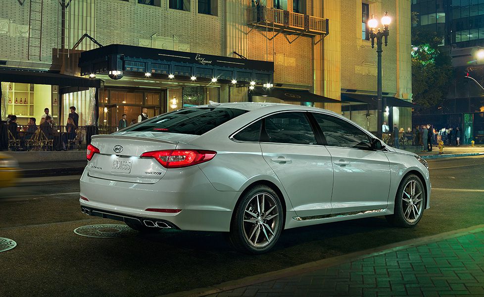 Hyundai Sonata image quartz white pearl