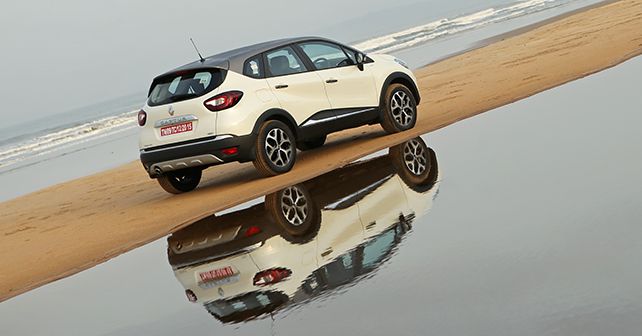 Renault Captur Rear View