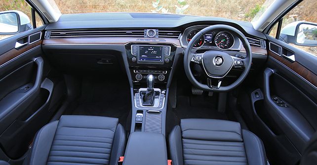 Volkswagen Passat Interior