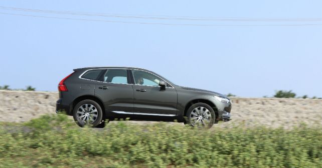 Volvo XC60 Side Profile