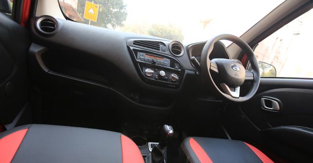 Datsun Redigo Automatic Interior