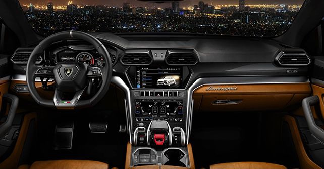 Lamborghini Urus 2019 interior