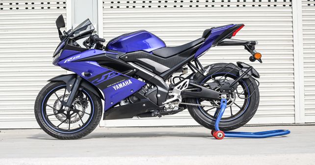 Yamaha R15 V3 Side Angle