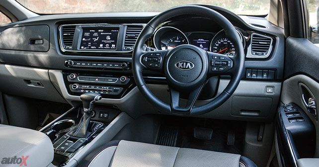 2018 Kia Carnival Review in India