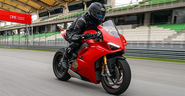 Ducati Panigale V4 S Front View