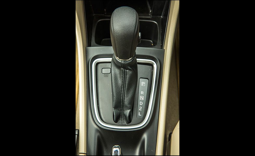 2018 Maruti Suzuki Ciaz image Automatic Gear Lever