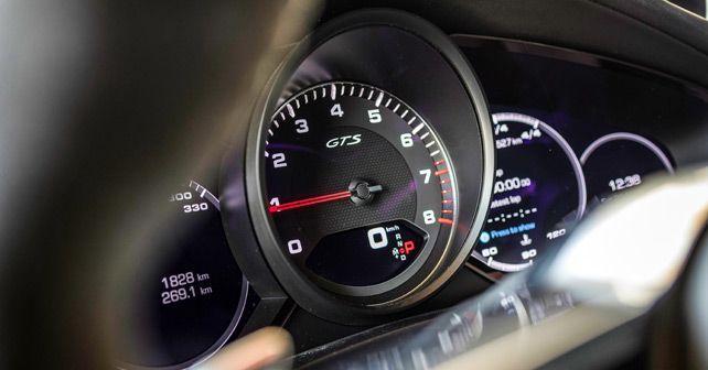 Porsche Panamera GTS Speedometer