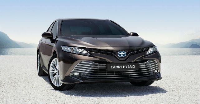 Toyota Camry Hybrid 2019 India Launch M