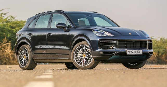 2018 Porsche Cayenne Turbo Front View