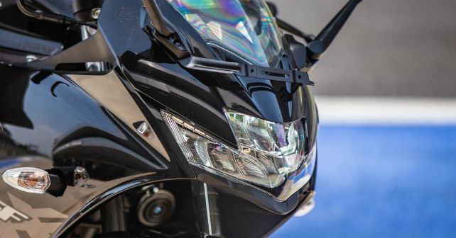 Suzuki Gixxer SF Headlight