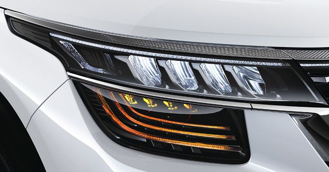 Kia Seltos Headlamp