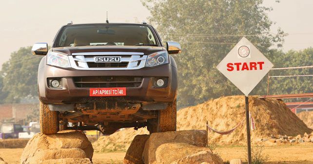 Isuzu D Max V Cross Rocks