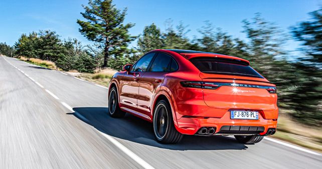 Porsche Cayenne Coupe rear motion