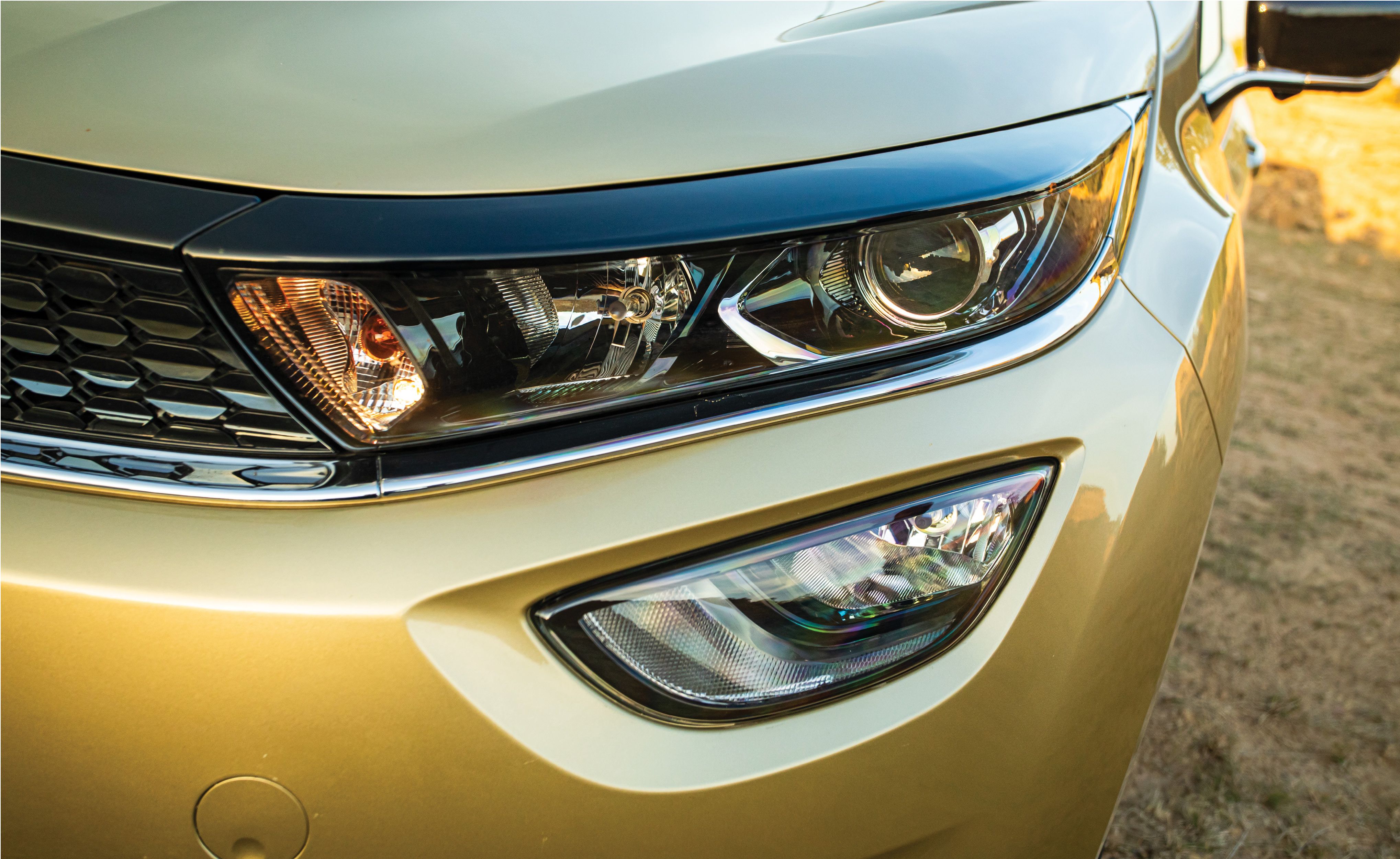 Tata Altroz image details headlight 