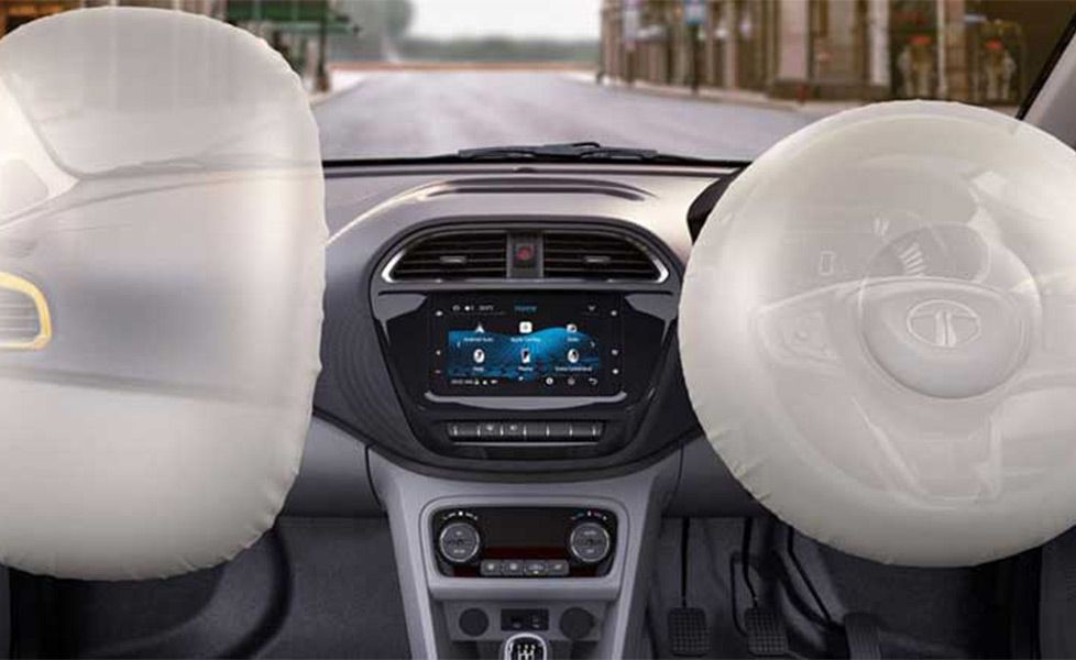 Tata Tiago image dual airbag