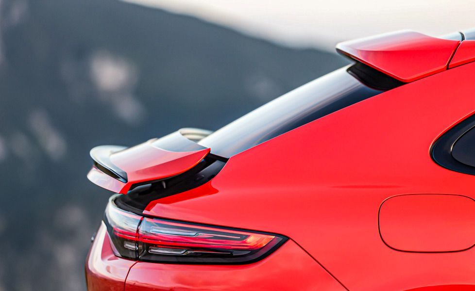 Porsche Cayenne Coupe image rear spoiler