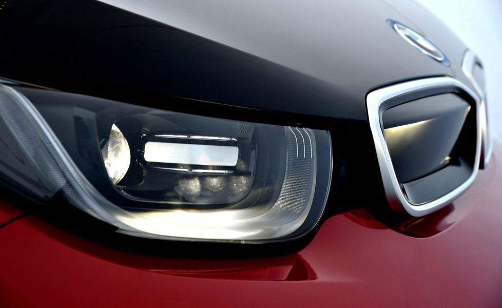 bmw i3s image headlamp