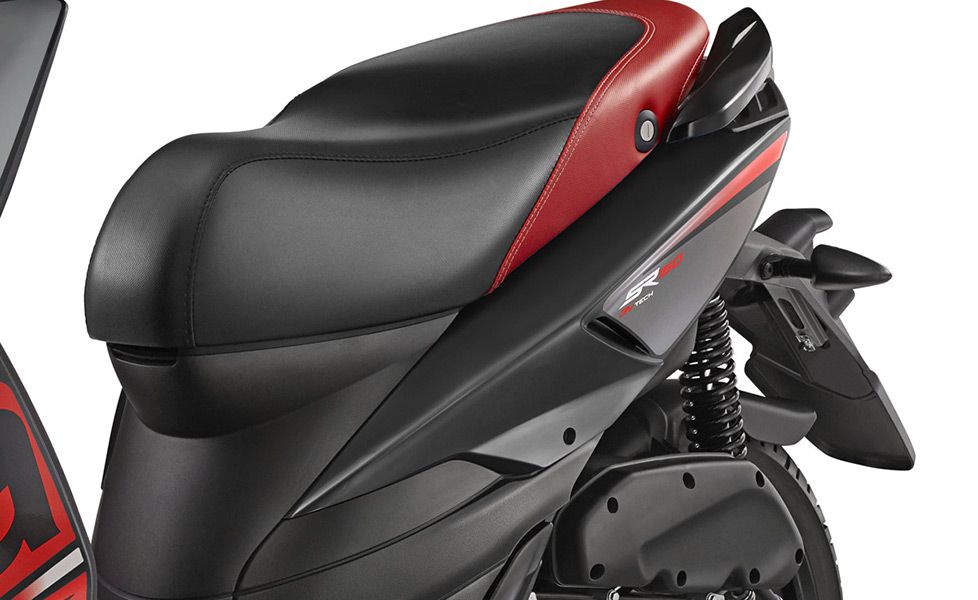 Aprilia SR 160 Image 3 