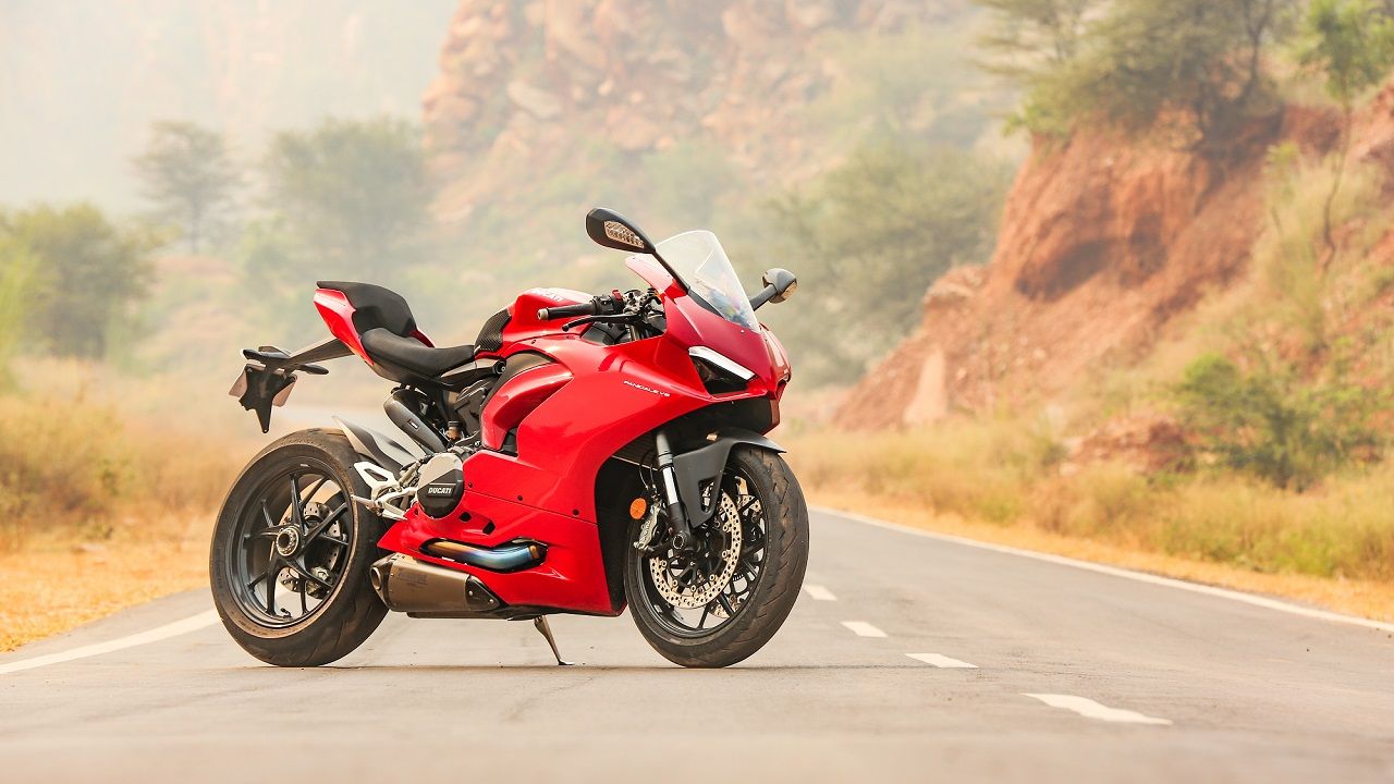 Ducati Panigale V2 India Review