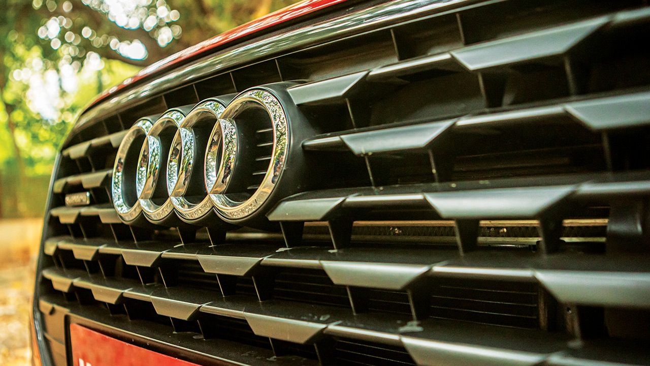 Audi Q2 Grille1