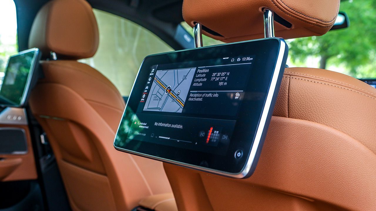 2021 BMW 6 Series GT Rear Infotainment Screen1