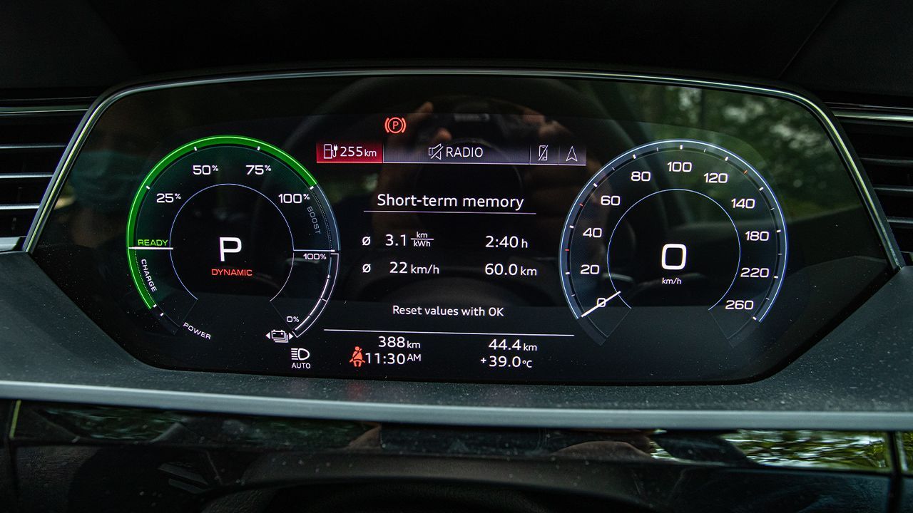 2021 Audi e tron virtual cockpit1