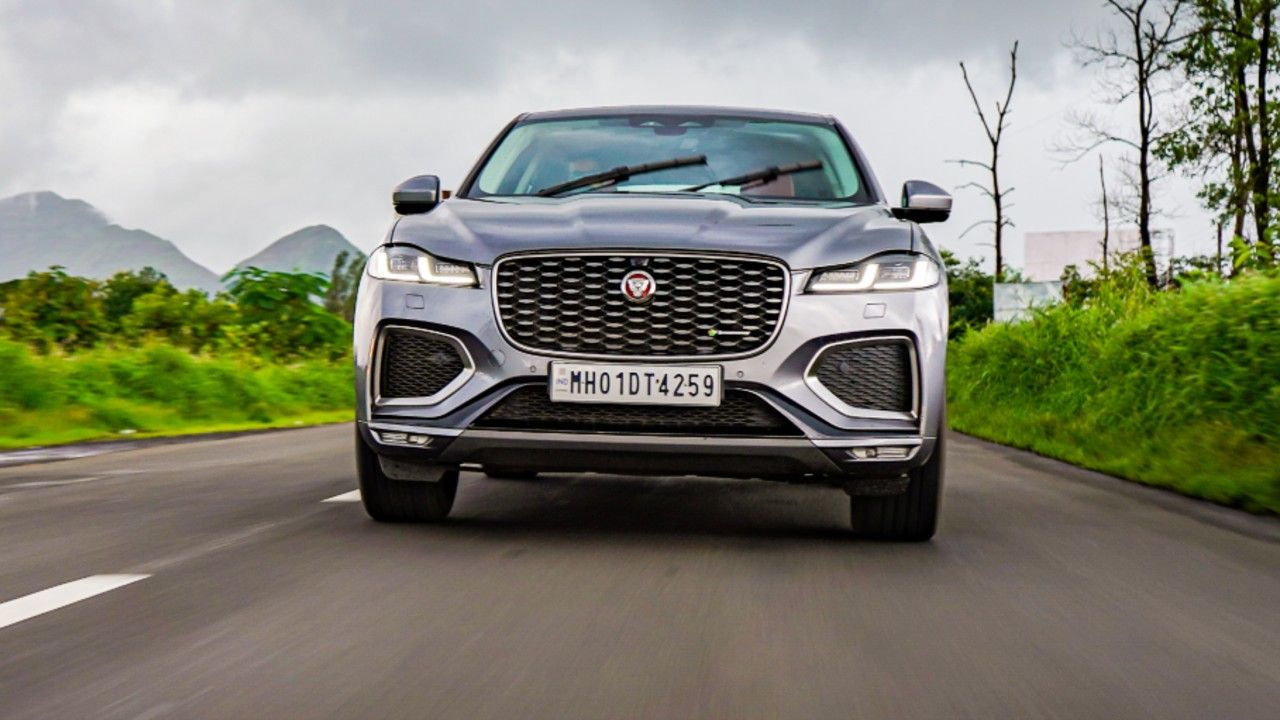 2021 Jaguar F Pace Facelift Front Tracking