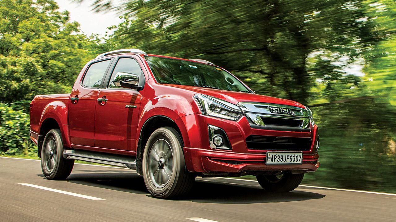 BS6 Isuzu D Max V Cross Front Quarter Motion