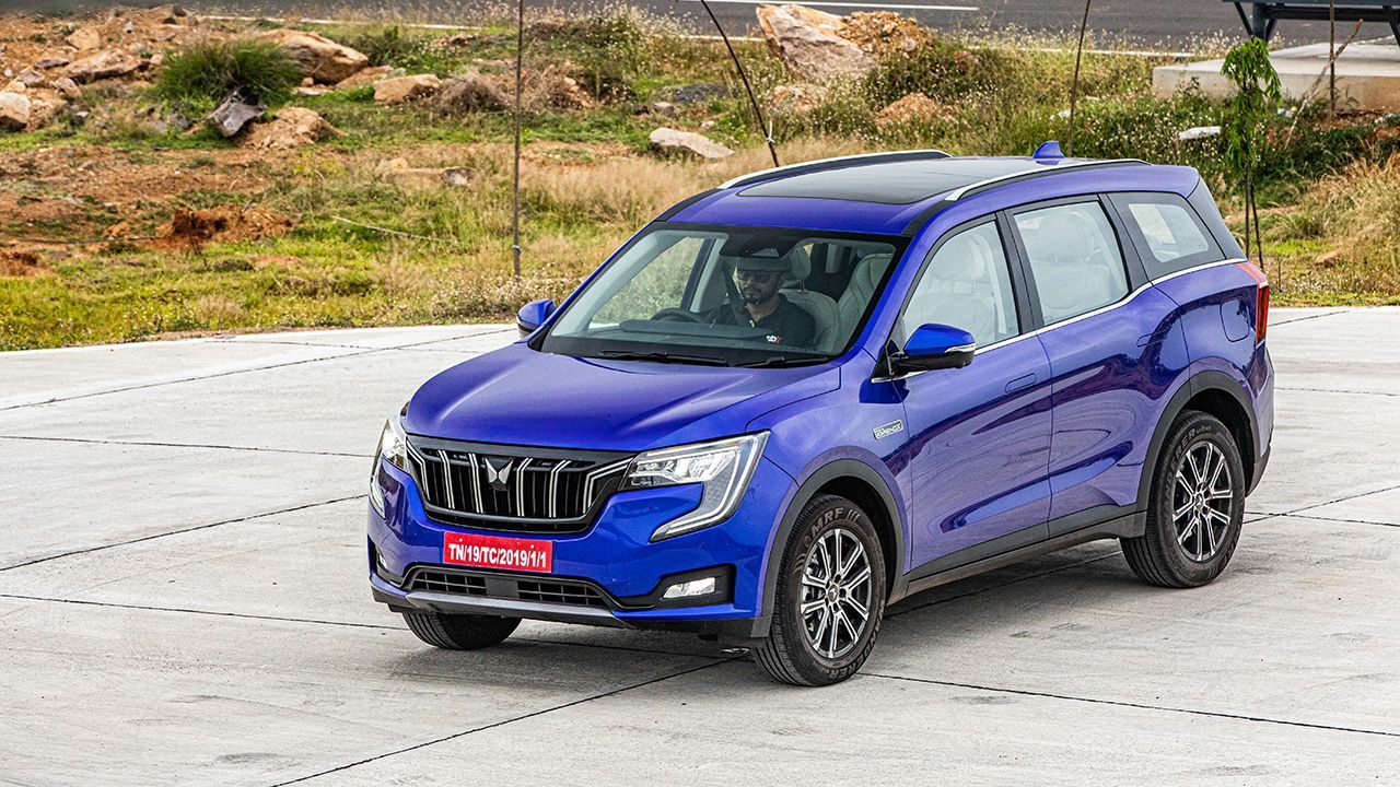 2021 Mahindra XUV700 design