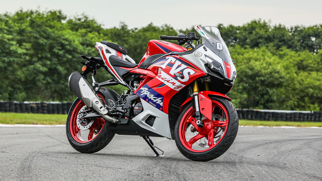 2021 TVS Apache RR310 racing colour