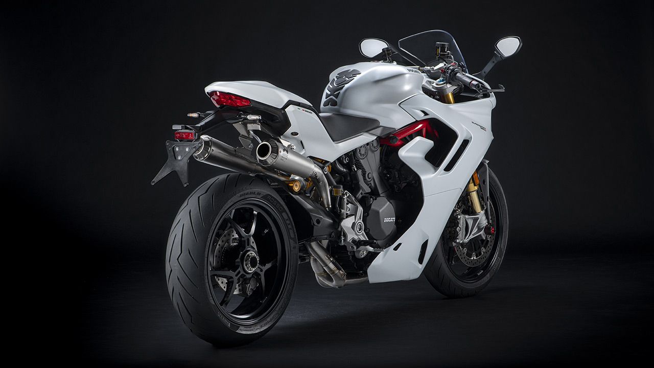 Ducati SuperSport Image 15 