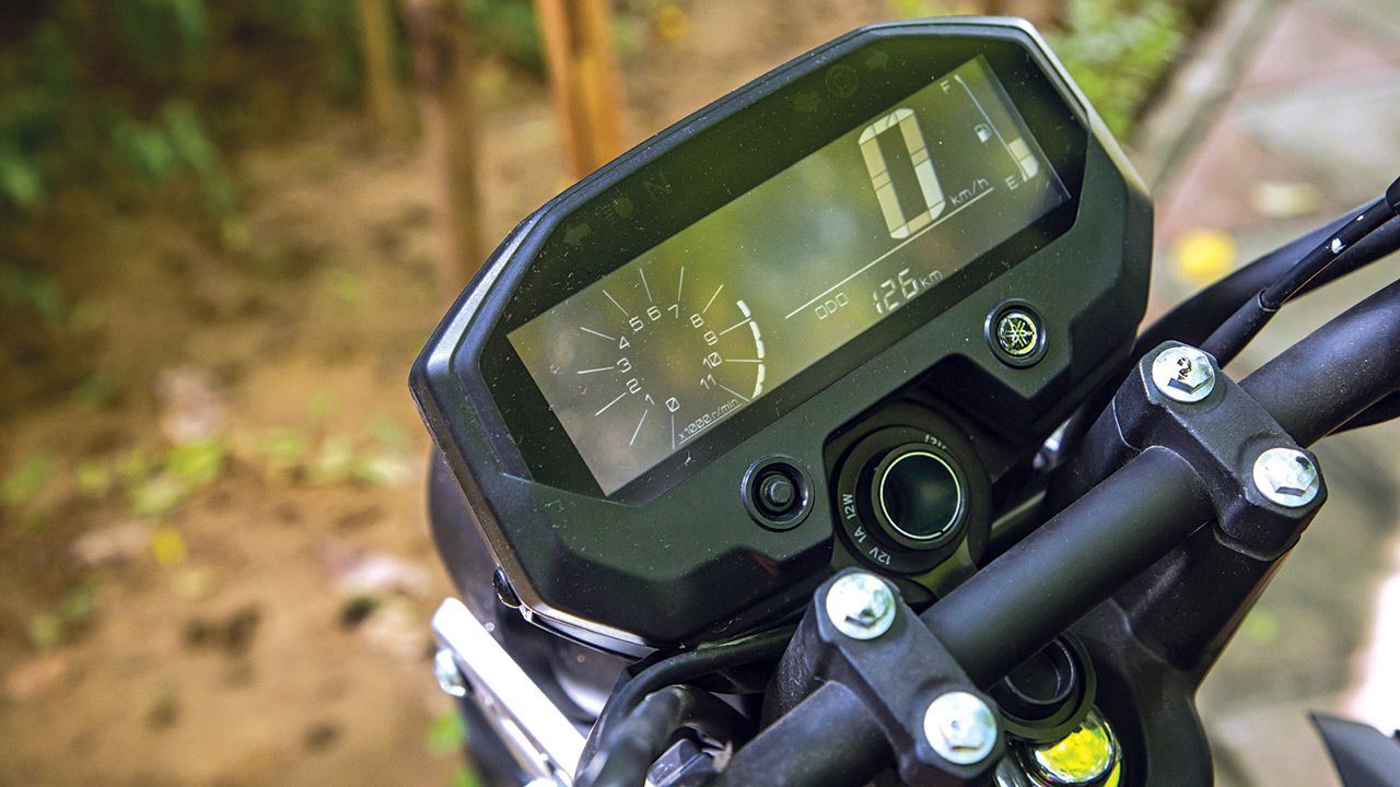 Yamaha FZ X Instrument Cluster1