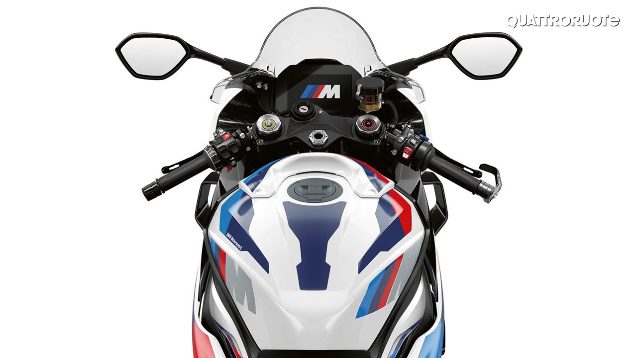 BMW M 1000 RR Fuel Tank And Handle 1 Copy