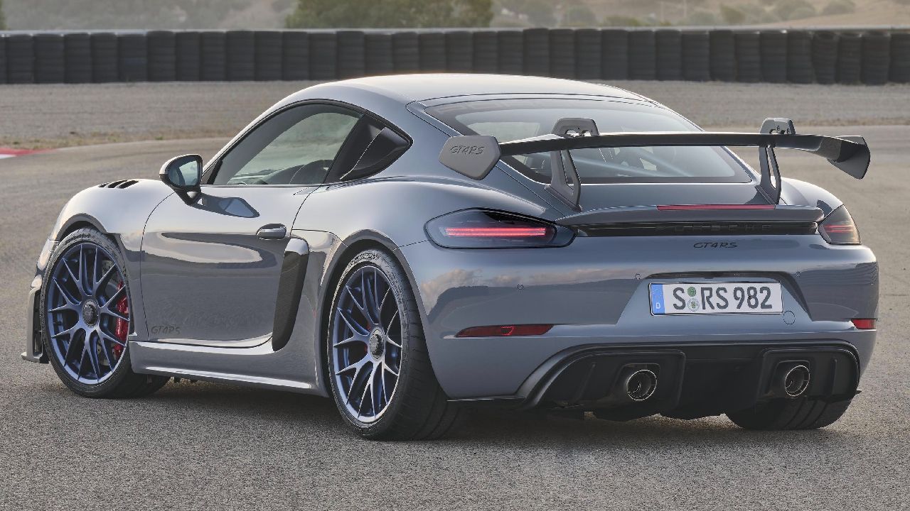 2022 Porsche 718 Cayman GT4 RS Rear Three Quarter Static