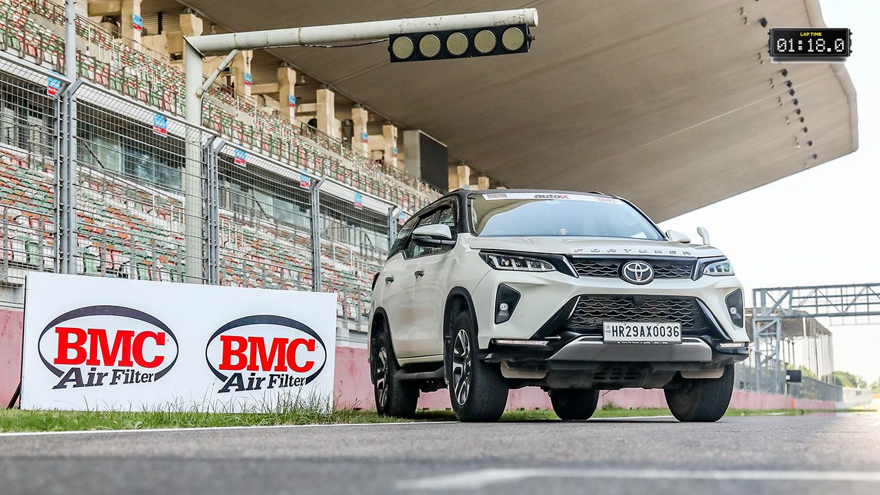 Toyoya Fortuner Legender Track Test