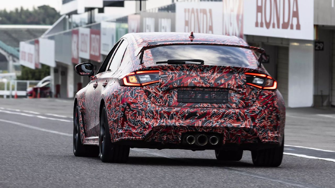 2022 Honda Civic Type R Prototype Rear Motion Static