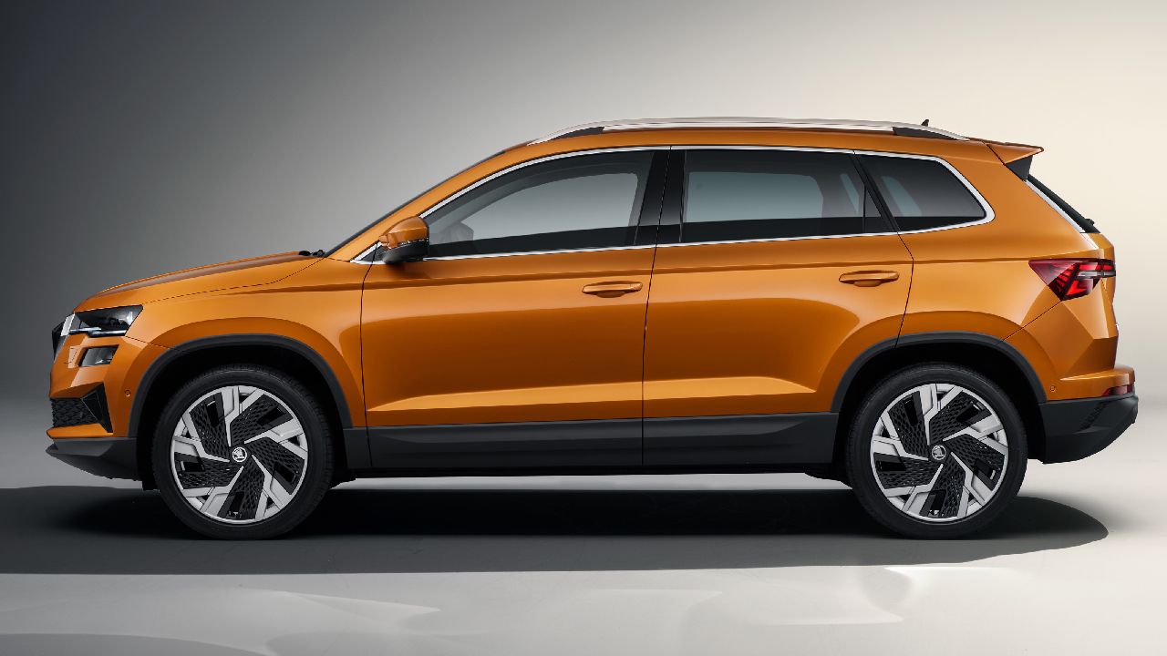 2022 Skoda Karoq Facelift Side Profile Static