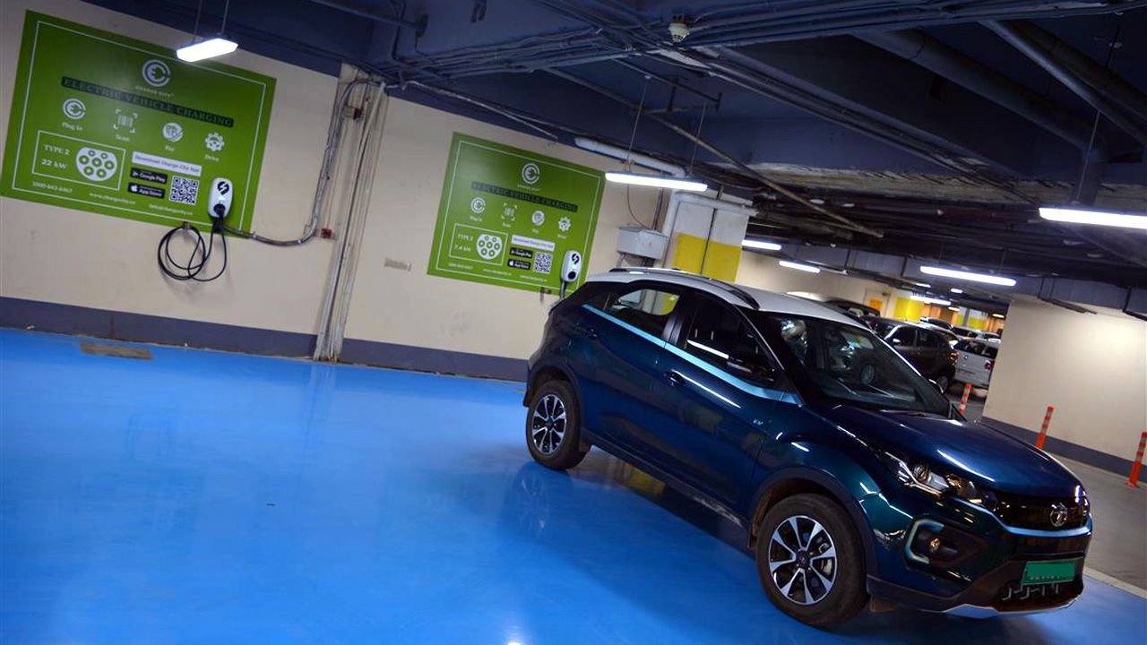 EV Car Charging Station At Select CITYWALK