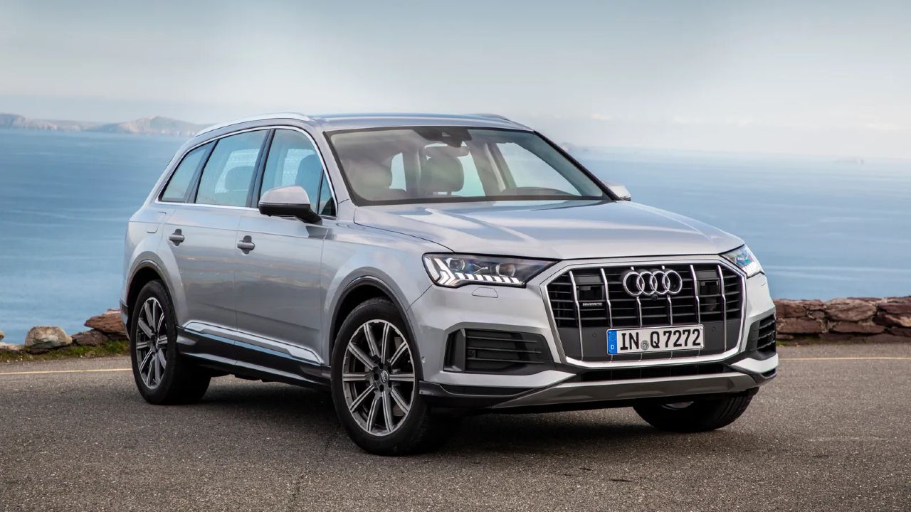 Audi Q7 Front