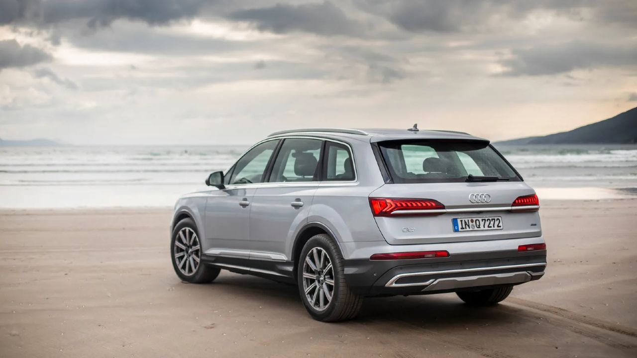 Audi Q7 Rear