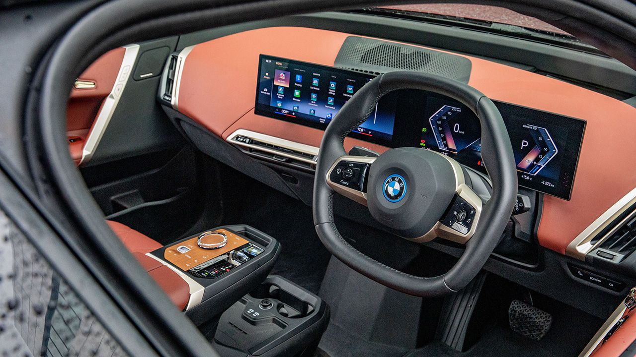 BMW iX Interior1