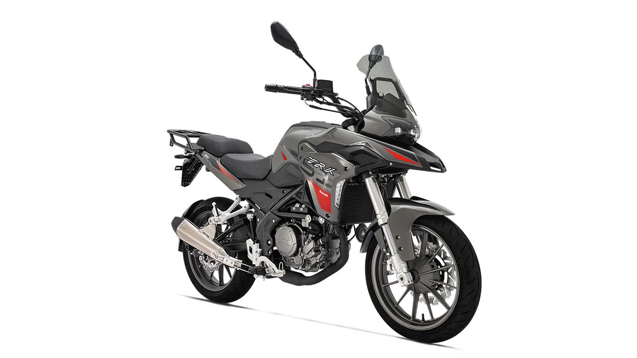 Benelli TRK 251 Front Quarter Static