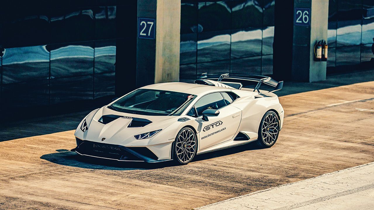 Lamborghini Huracan STO Pit Shot Static2