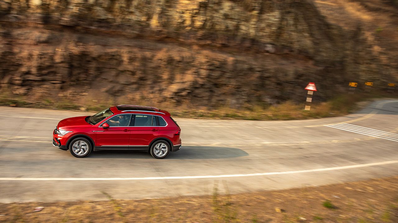 Volkswagen Tiguan Side Profile Motion