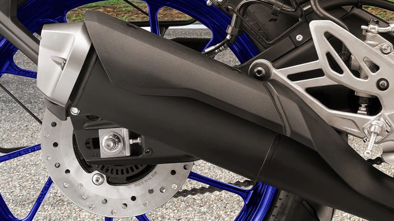 Yamaha YZF R15 V4 Exhaust View