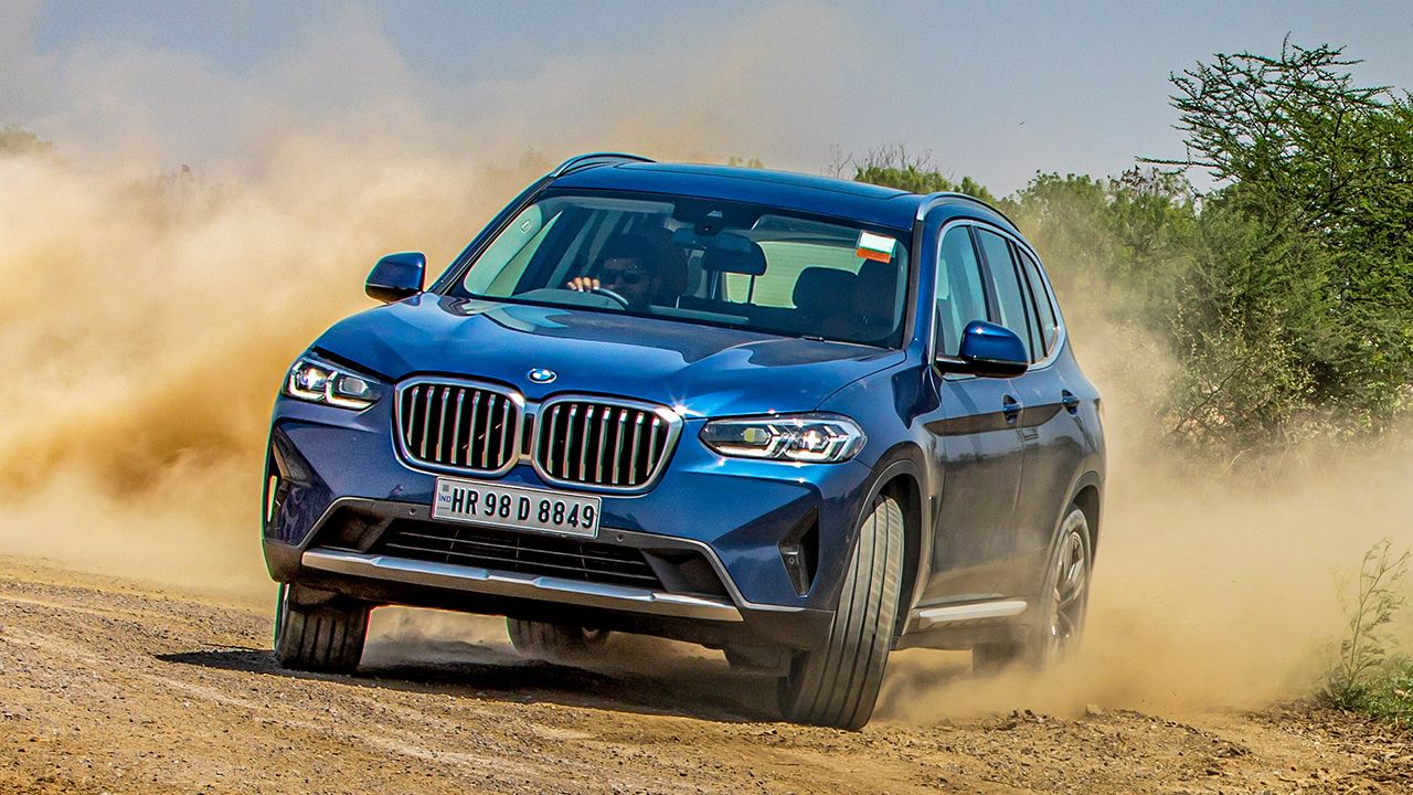 2022 BMW X3 Facelift Sliding Shot