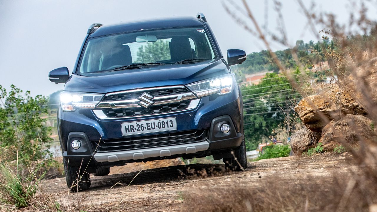 2022 Maruti Suzuki XL6 Front Dead On 3