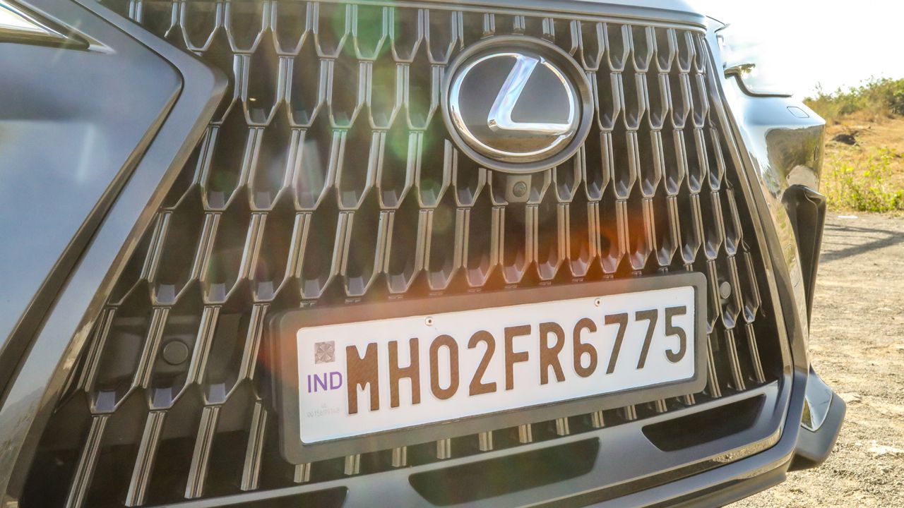 Lexus NX 350h Front Grille